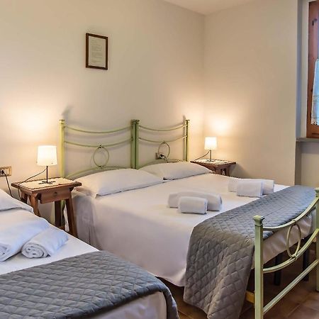 Отель Residenza Di Campagna Montelleri Виккьо Экстерьер фото