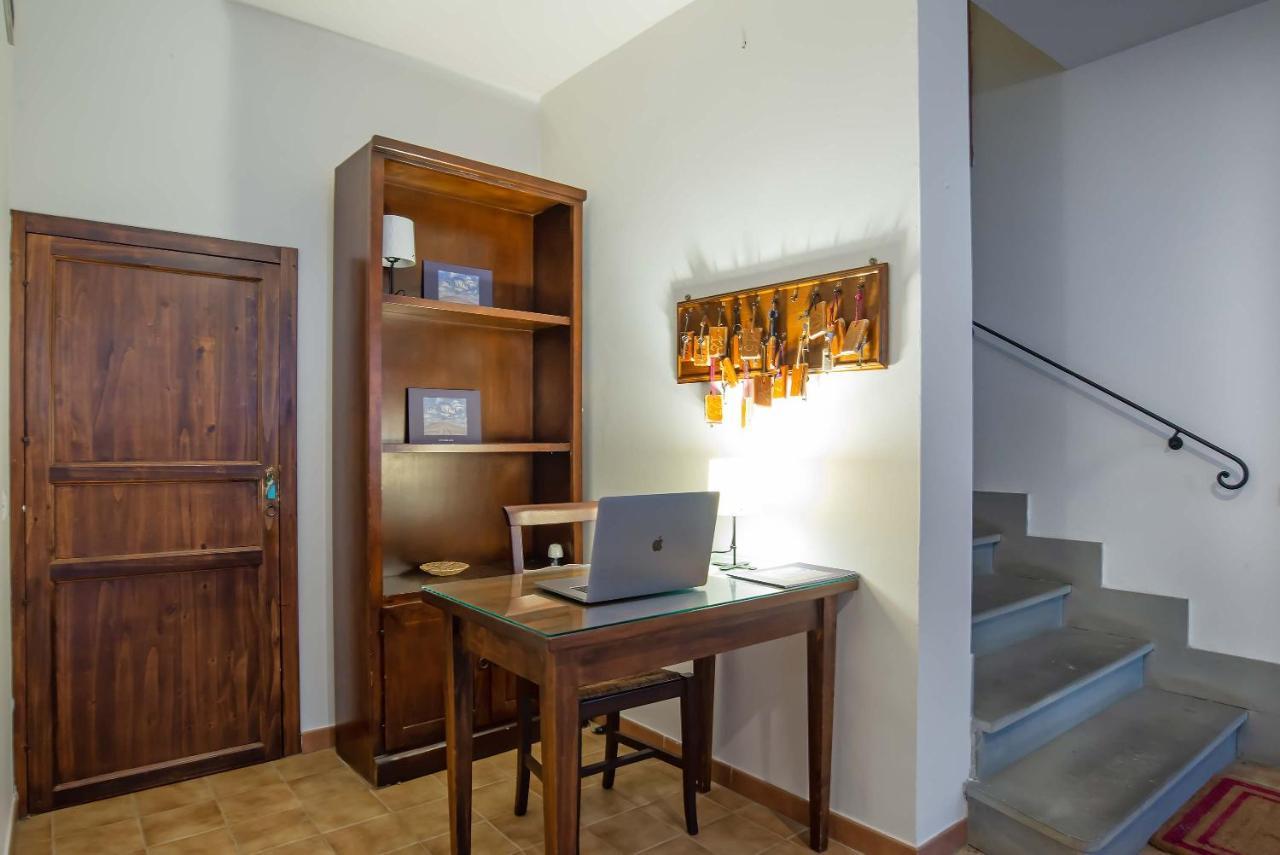 Отель Residenza Di Campagna Montelleri Виккьо Экстерьер фото
